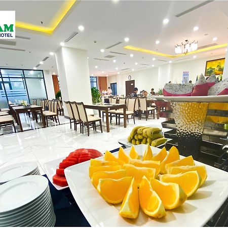 Khach San Thai Binh Dream エクステリア 写真
